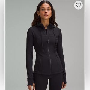 Define Hooded Jacket
Nulu